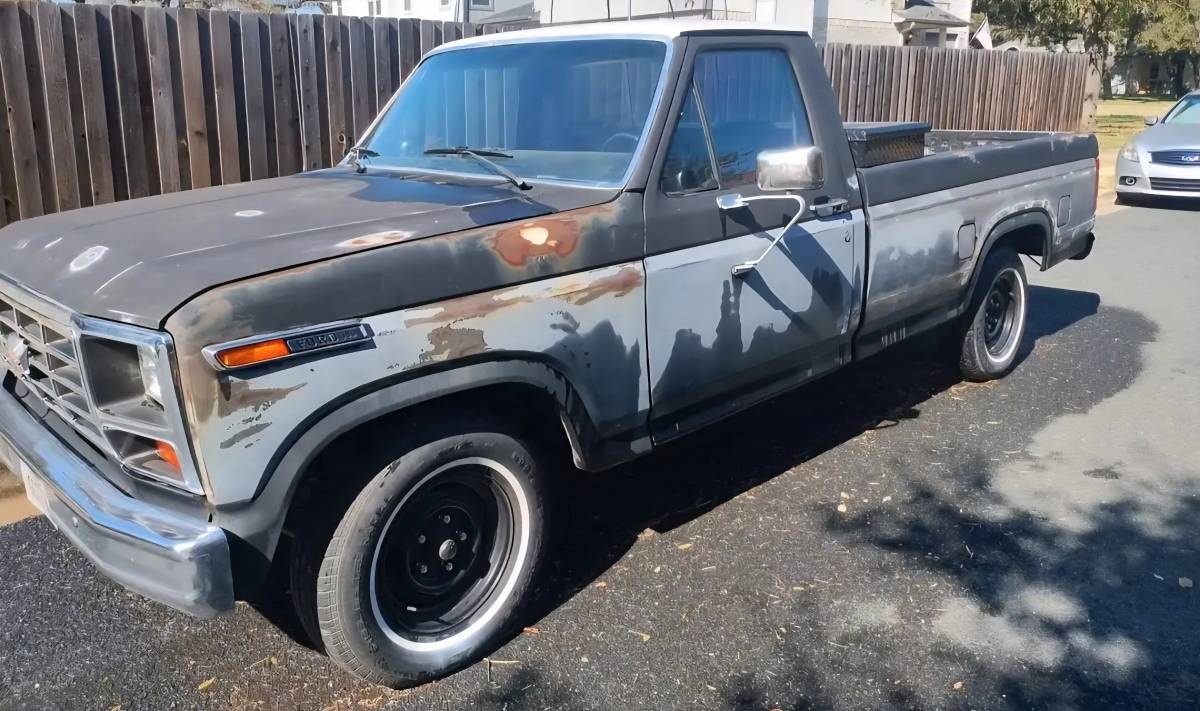 Ford-f-150-302-efi-1986-black