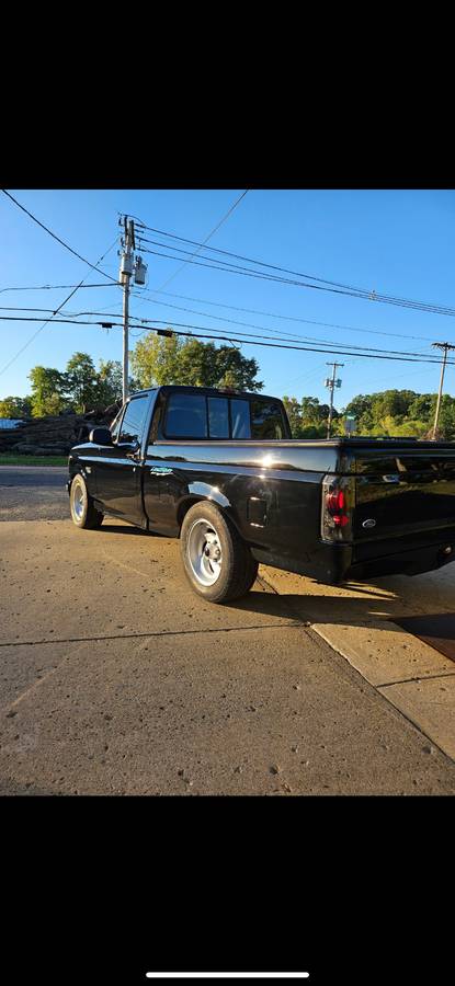 Ford-f-150-lightning-1994-black-2