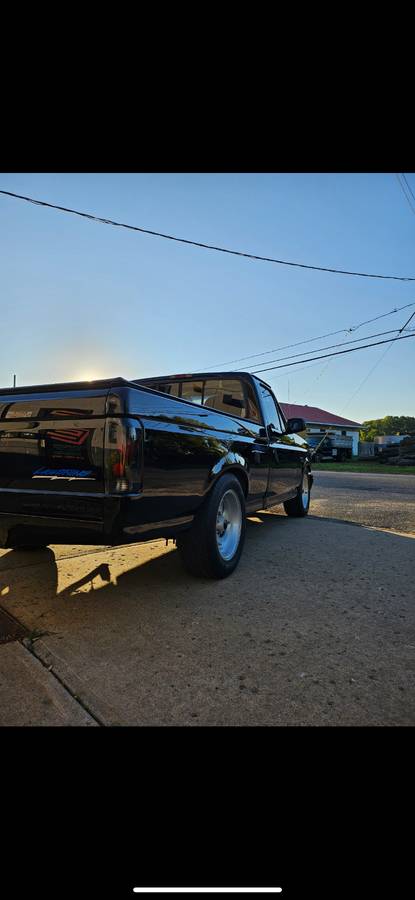 Ford-f-150-lightning-1994-black-3