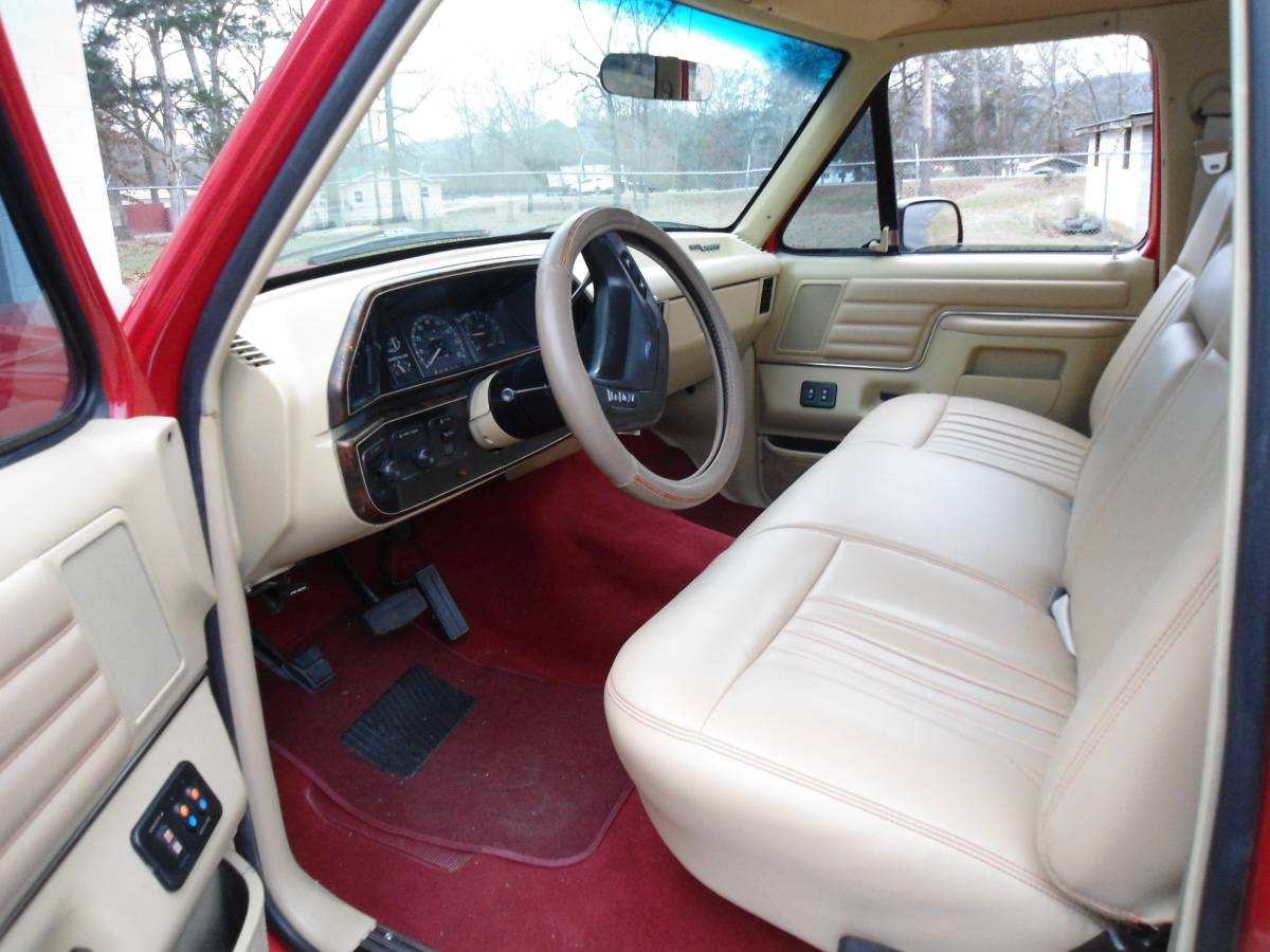 Ford-f-150.vw-beetle-1991-red-3