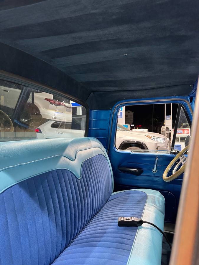 Ford-f-250-1966-silver-9