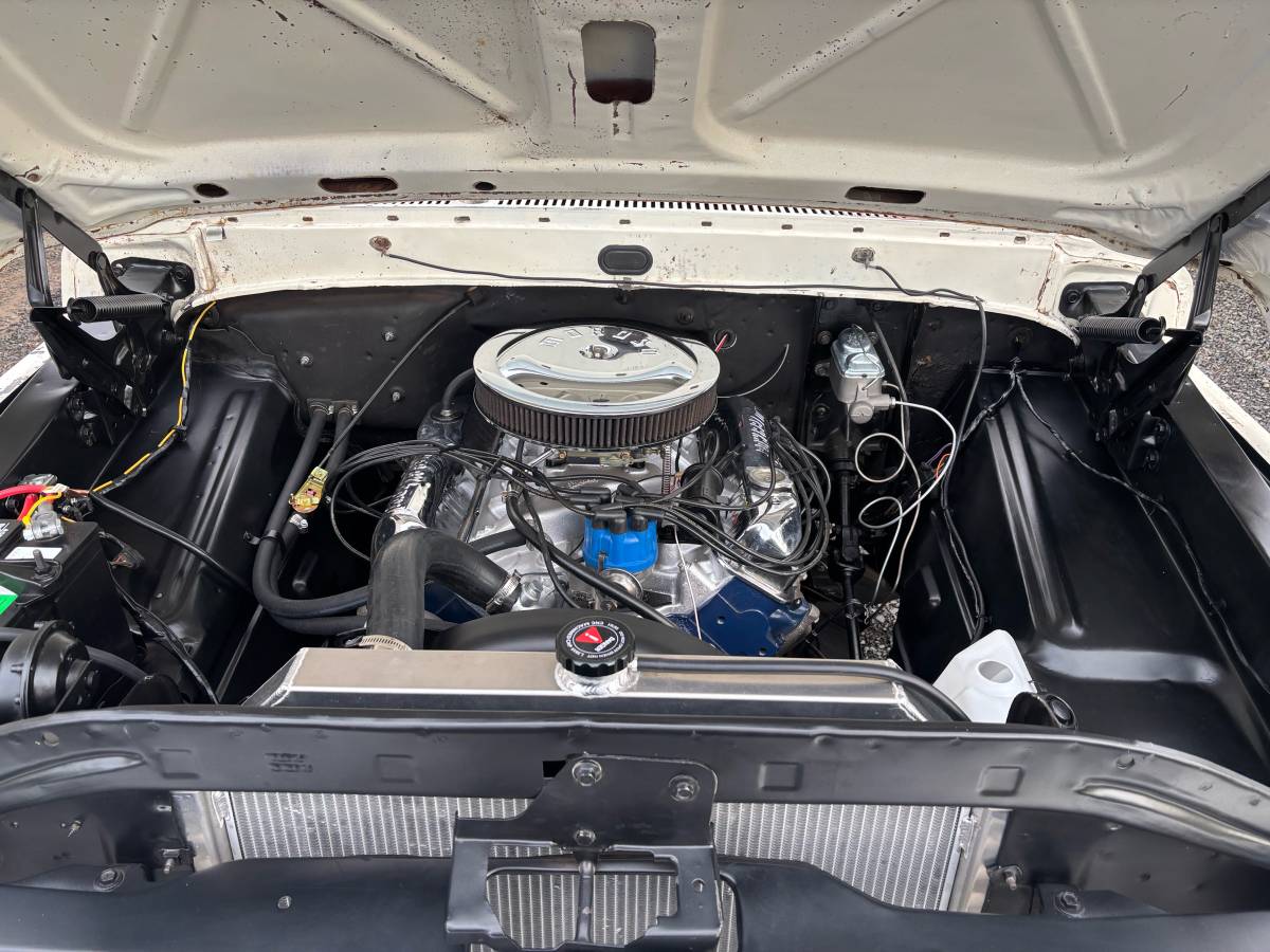 Ford-f-250-1970-white-4