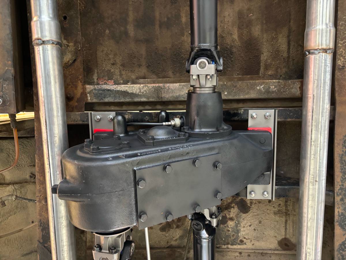 Ford-f-250-1970-white-9