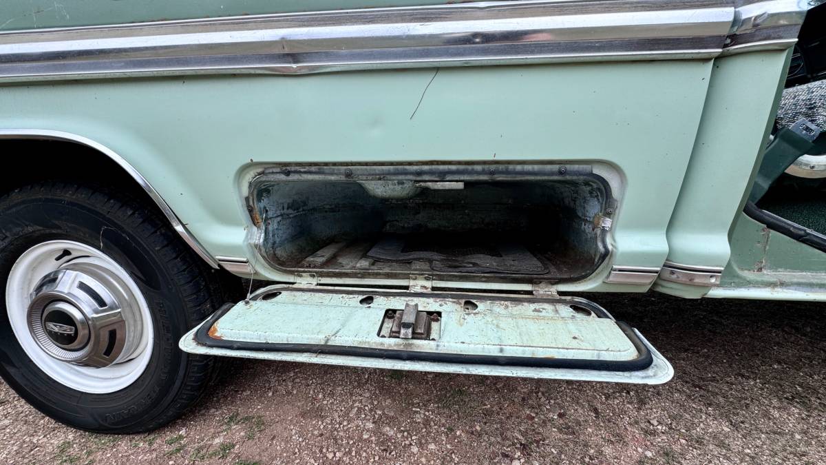 Ford-f-250-1971-green-4