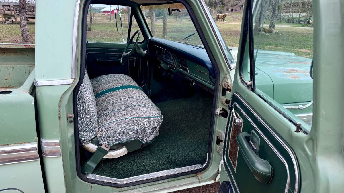 Ford-f-250-1971-green-8