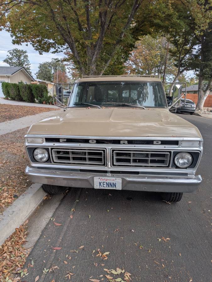 Ford-f-250-1974-custom-14