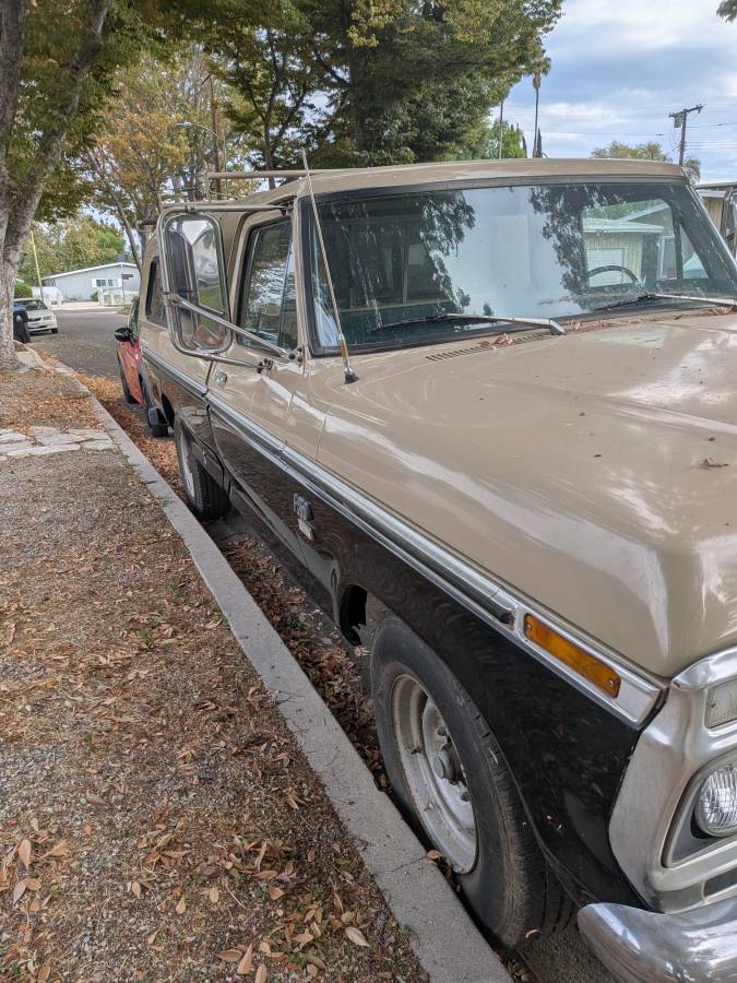 Ford-f-250-1974-custom-15
