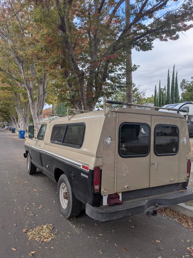 Ford-f-250-1974-custom-17