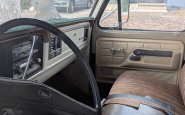 Ford-f-250-1974-custom-5