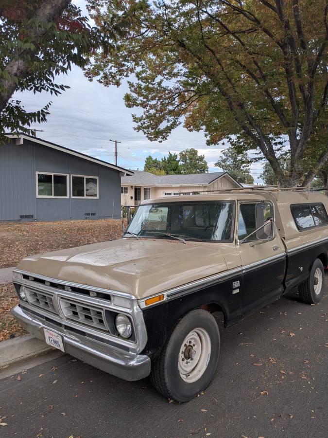 Ford-f-250-1974-custom-9