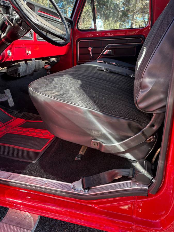 Ford-f-250-1975-red-7