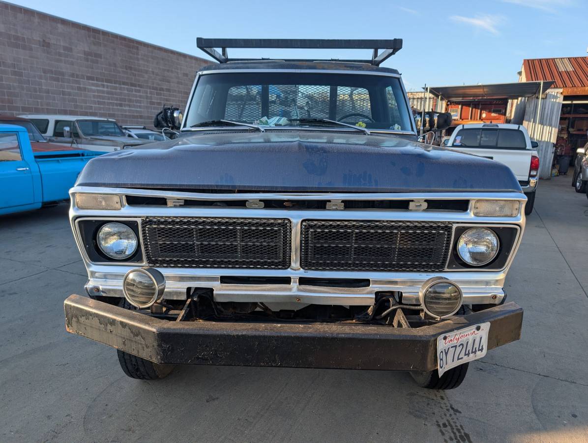 Ford-f-250-1976-blue-1