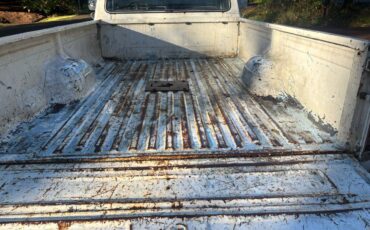 Ford-f-250-1977-white-12