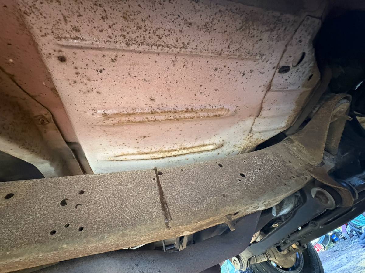 Ford-f-250-1977-white-16