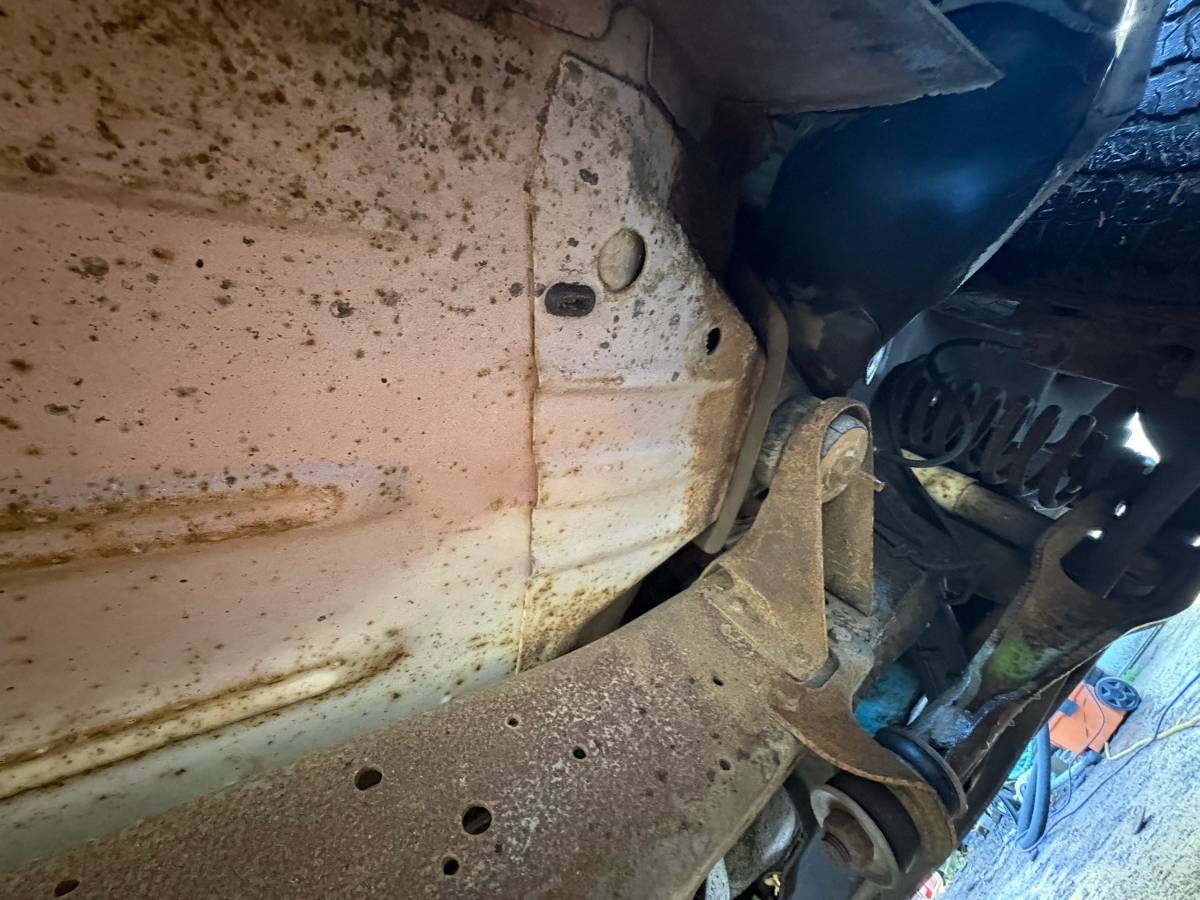 Ford-f-250-1977-white-17