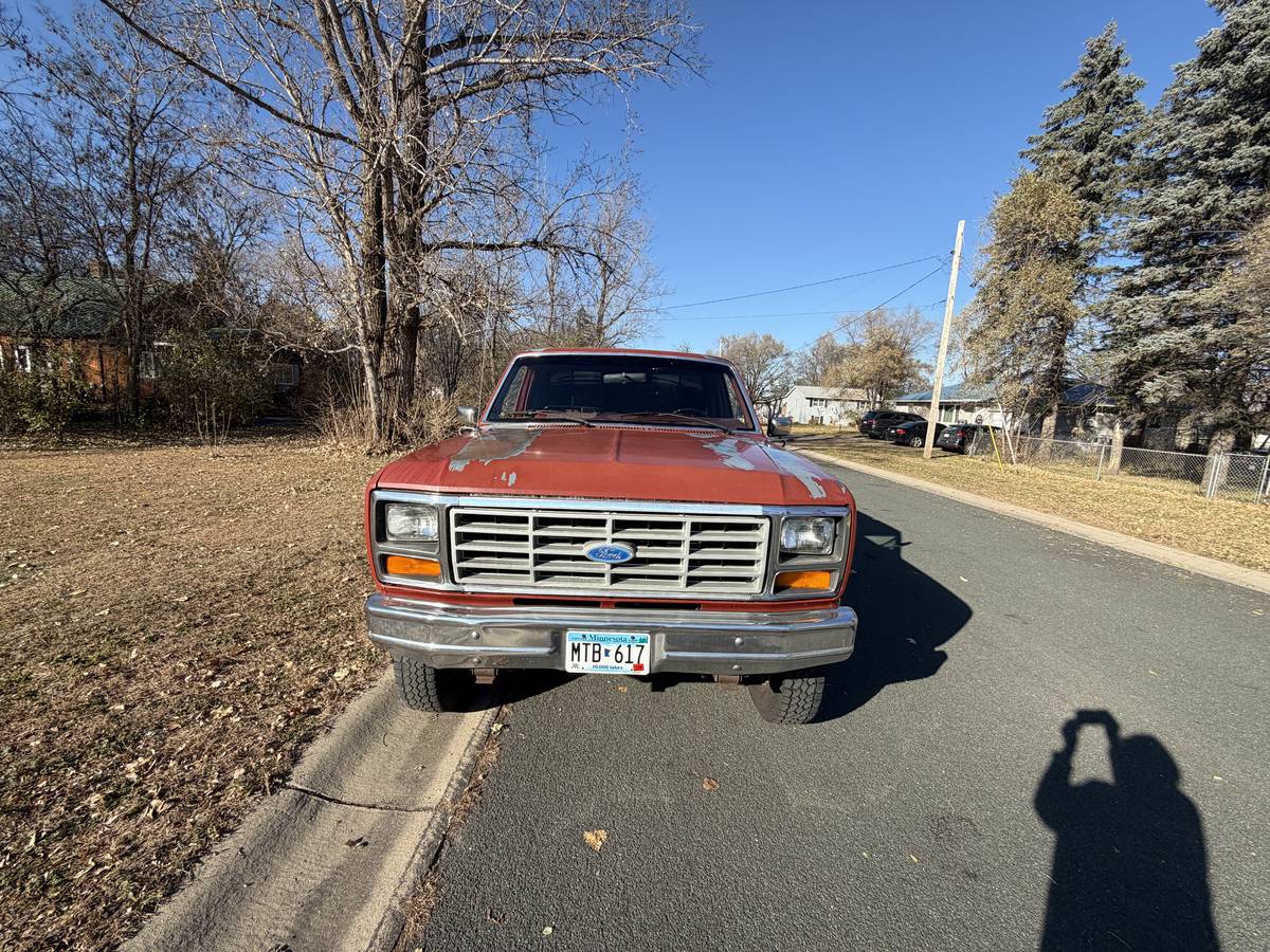 Ford-f-250-1986-red-1
