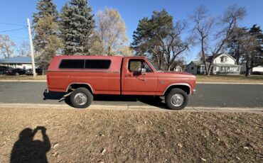 Ford-f-250-1986-red-4