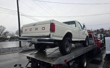Ford-f-250-1989-white-2