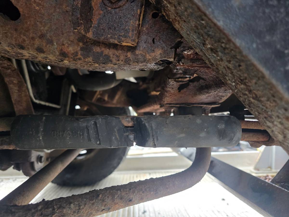 Ford-f-250-1989-white-4