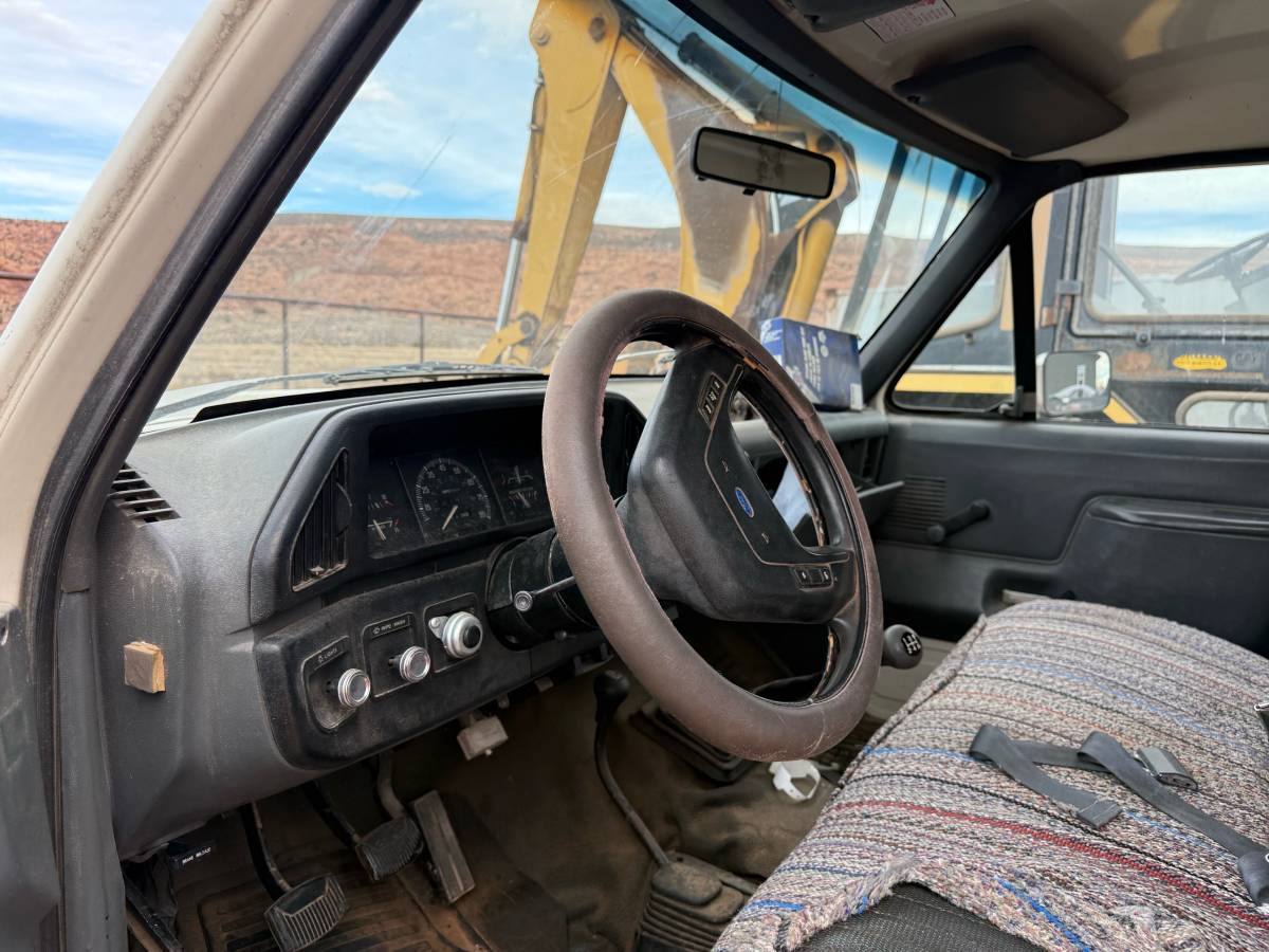 Ford-f-250-1989-white-8