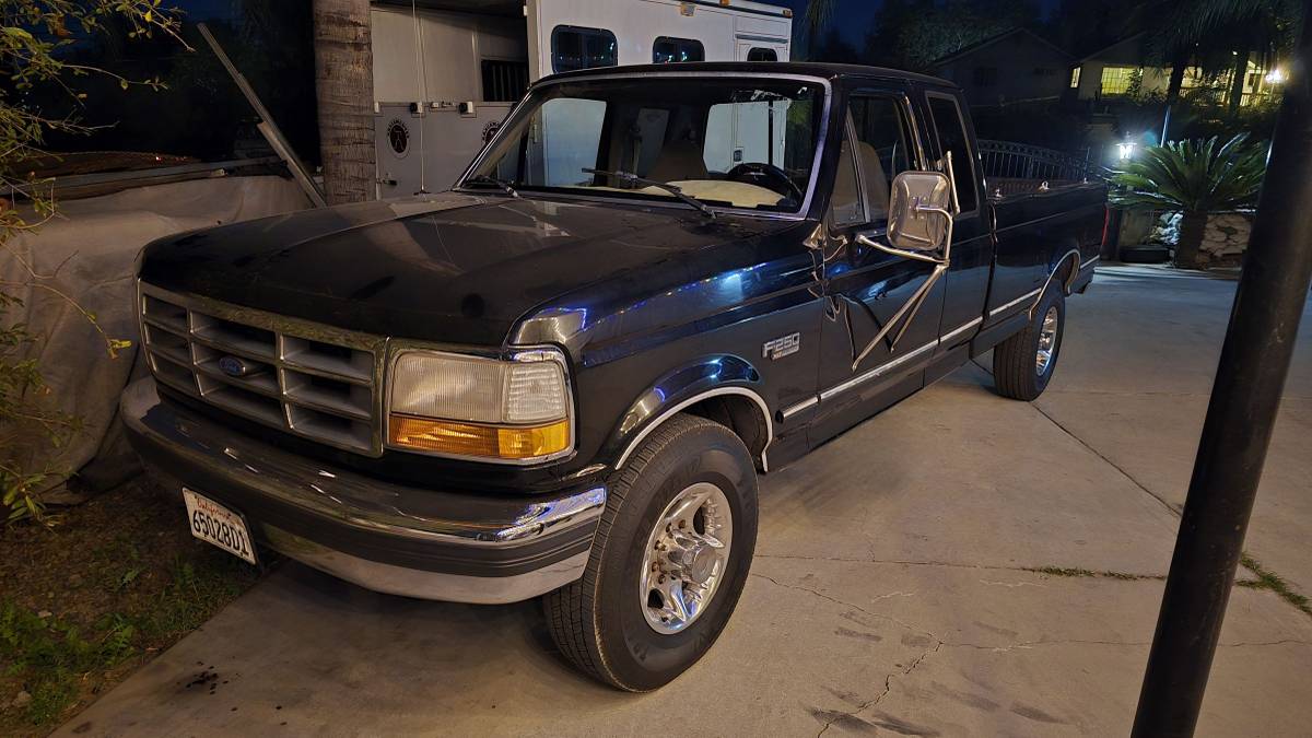 Ford-f-250-1994-black-2