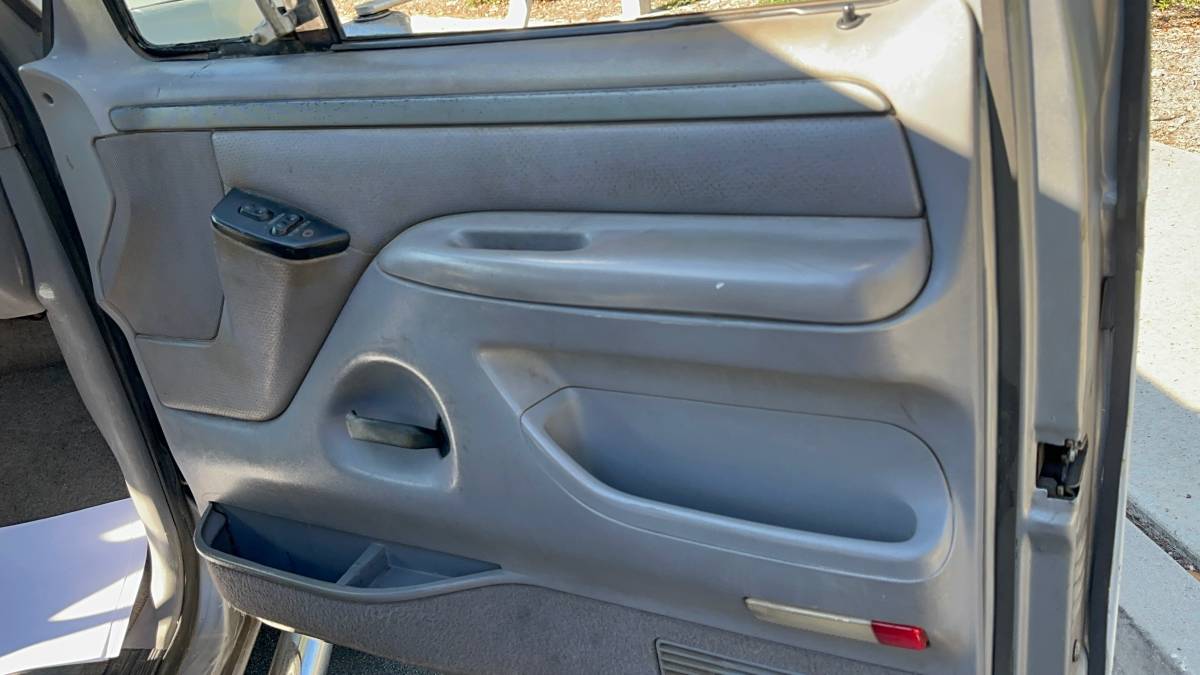 Ford-f-250-1994-custom-12