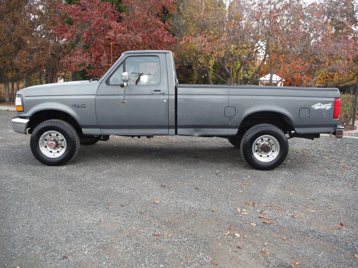 Ford-f-250-1994-grey-1