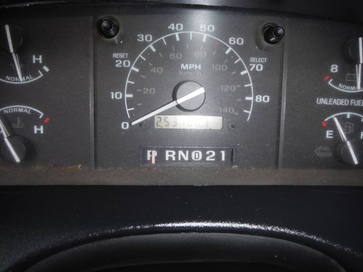 Ford-f-250-1994-grey-11