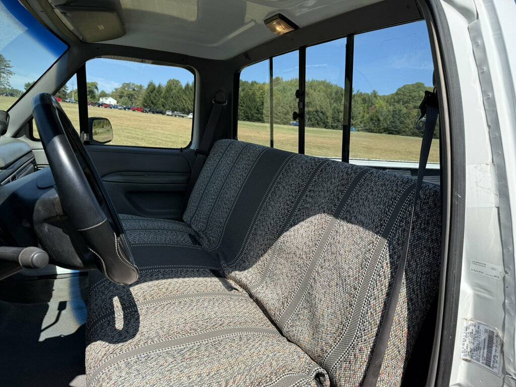 Ford-f-250-1995-white-14