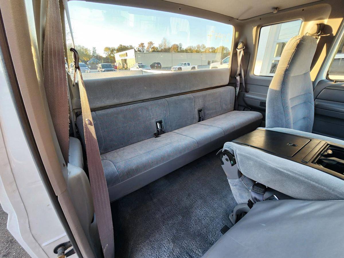 Ford-f-250-1995-white-9