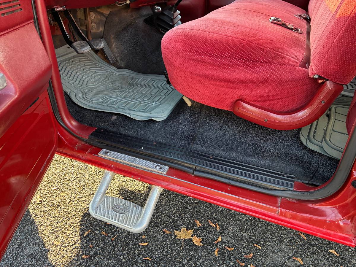 Ford-f-250-diesel-1987-red-1