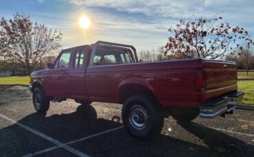 Ford-f-250-diesel-1987-red-10