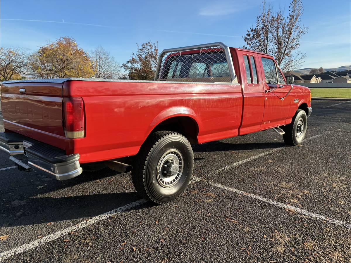 Ford-f-250-diesel-1987-red-12