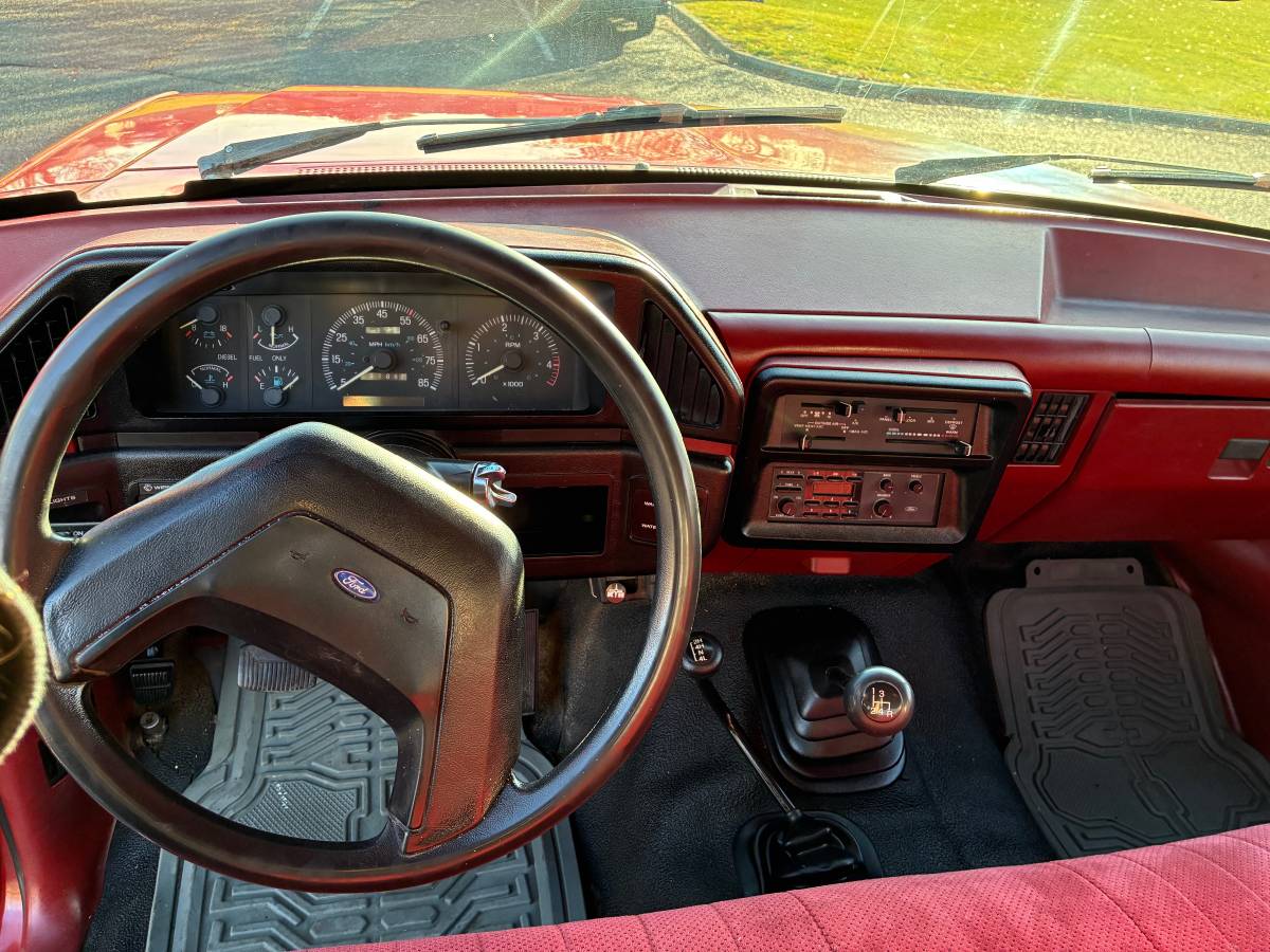 Ford-f-250-diesel-1987-red-15