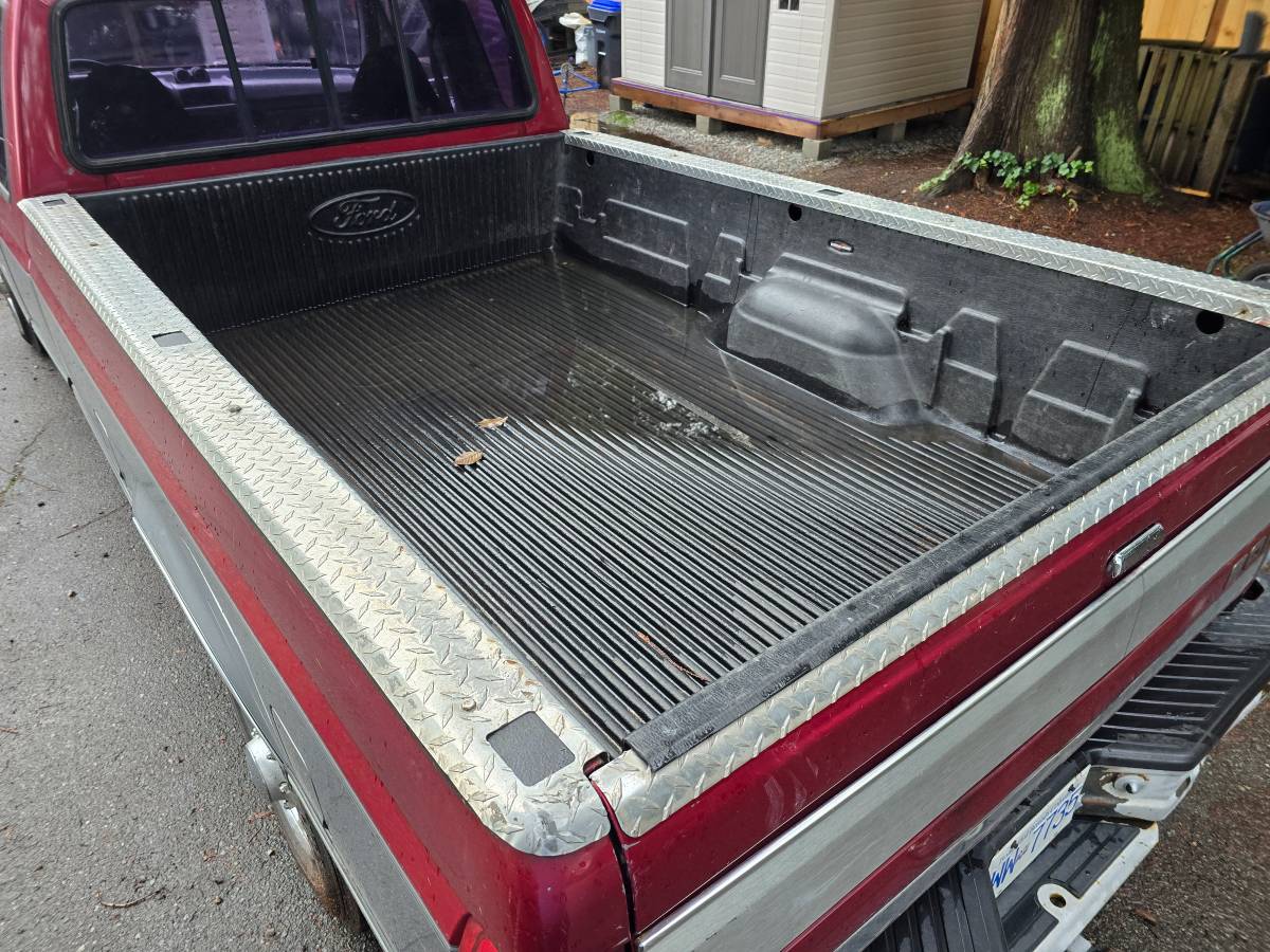 Ford-f-250-diesel-1994-red-1