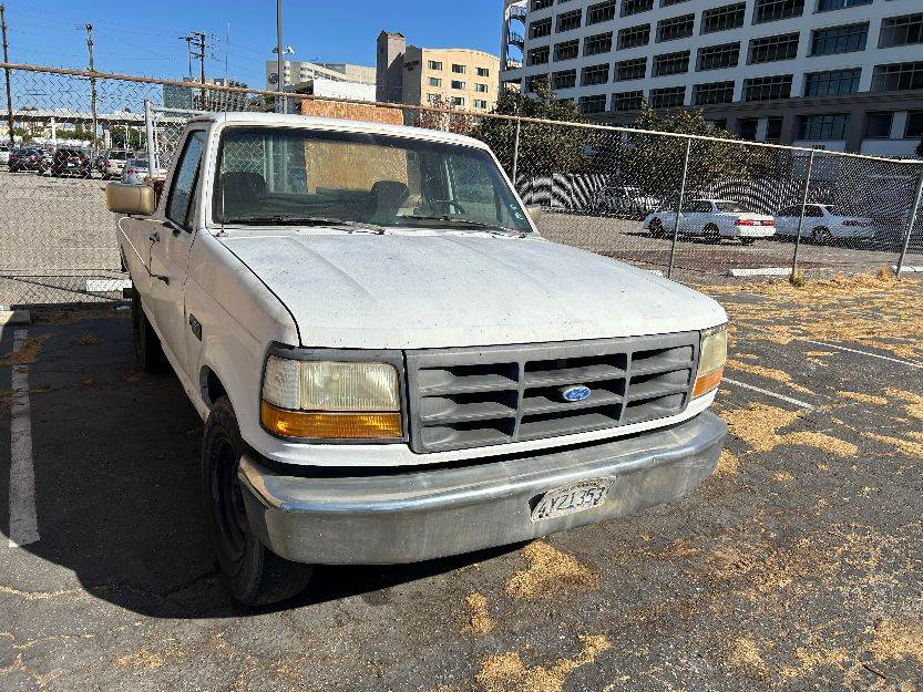 Ford-f-250-diesel-xl-1993-white-3