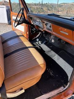 Ford-f-250-ranger-camper-special-1969-orange-2
