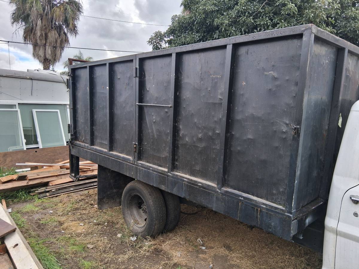 Ford-f-350-1977-white-41