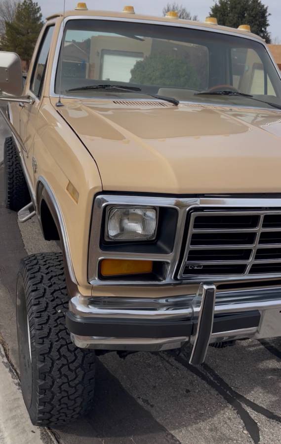 Ford-f-350-1986-brown-2