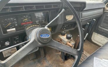 Ford-f-350-1986-white-4