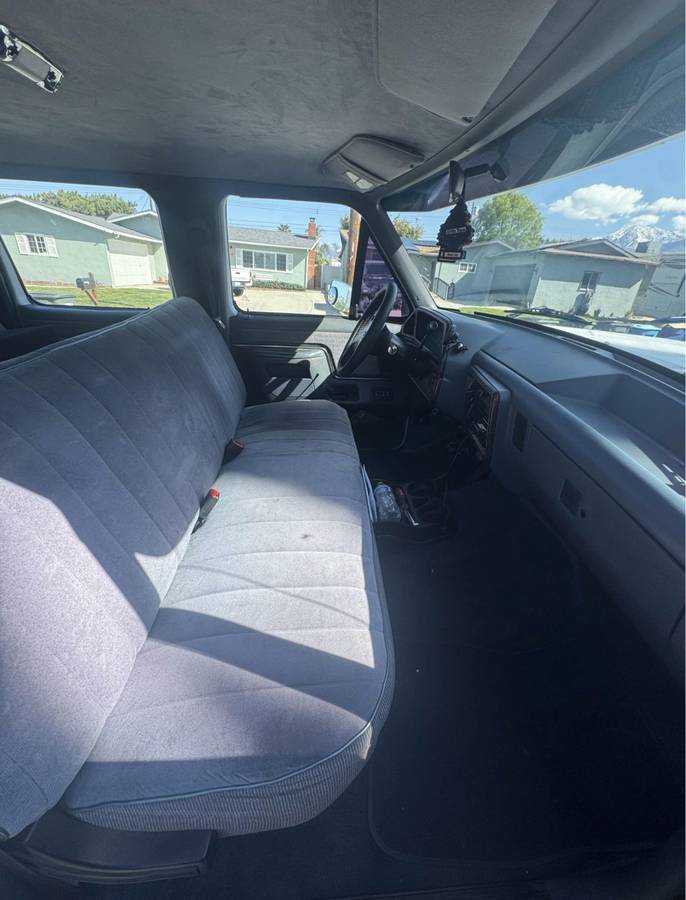 Ford-f-350-1989-white-2