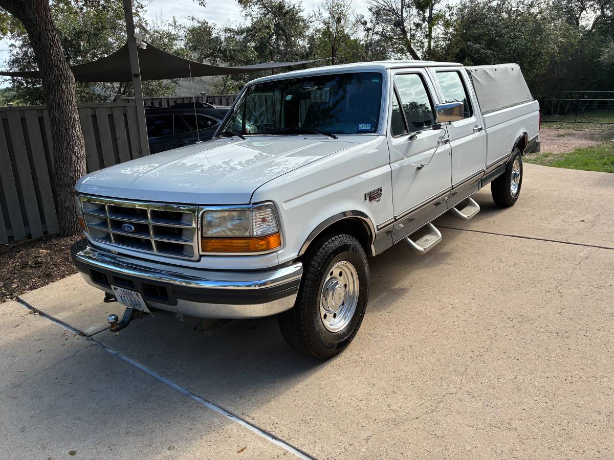 Ford-f-350-cre-cab-diesel-1995-white-2