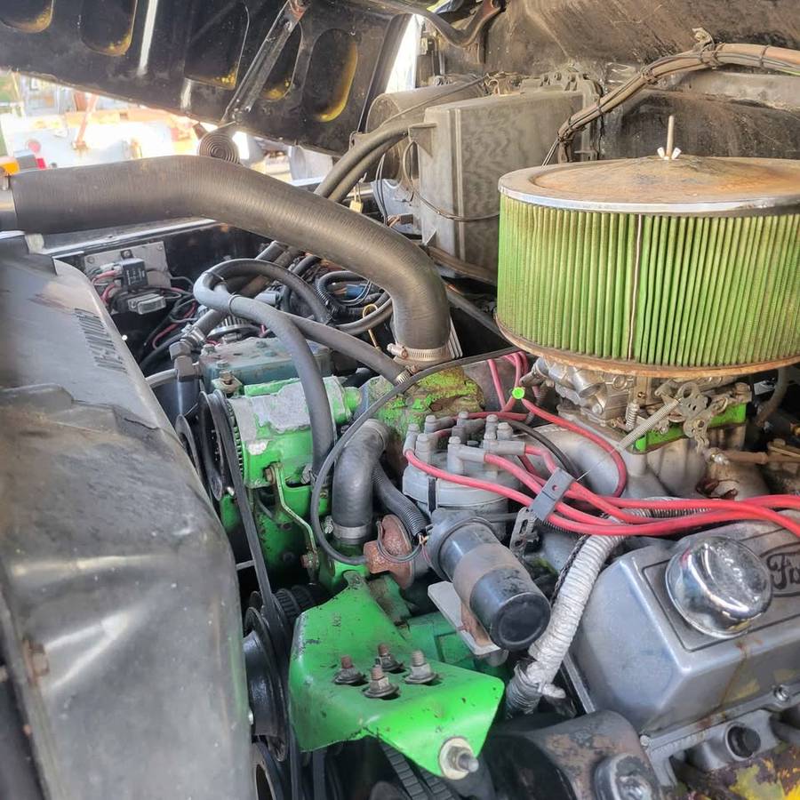 Ford-f-800-1984-black-2