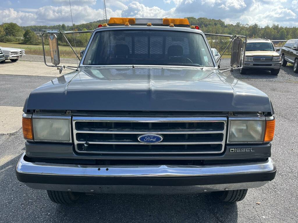 Ford-f-super-duty-trucks-diesel-1991-grey-2
