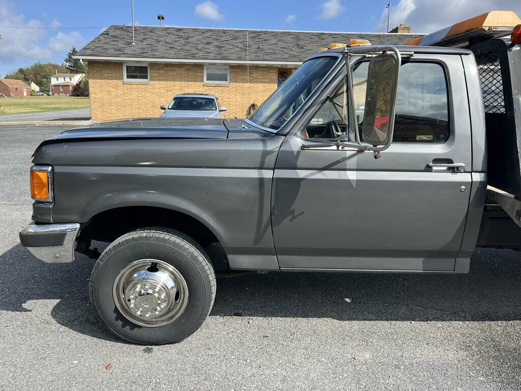 Ford-f-super-duty-trucks-diesel-1991-grey-9