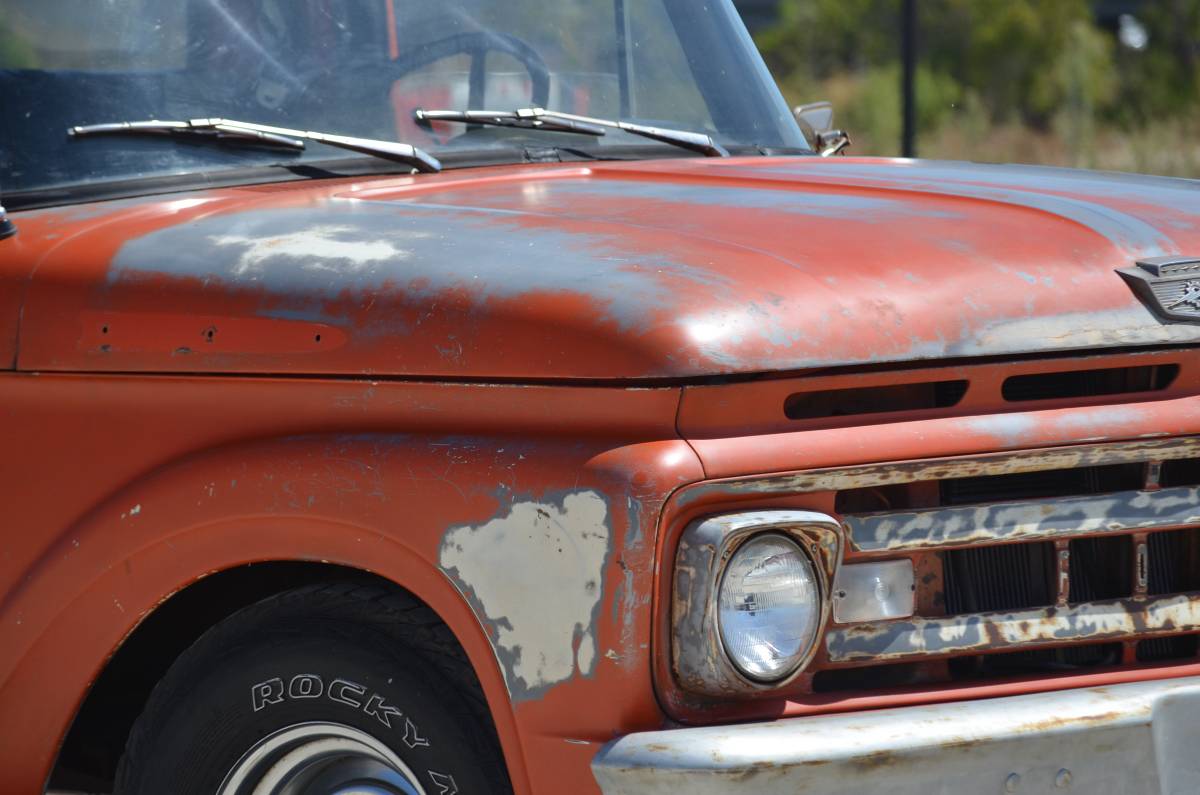 Ford-f100-1961-custom-9