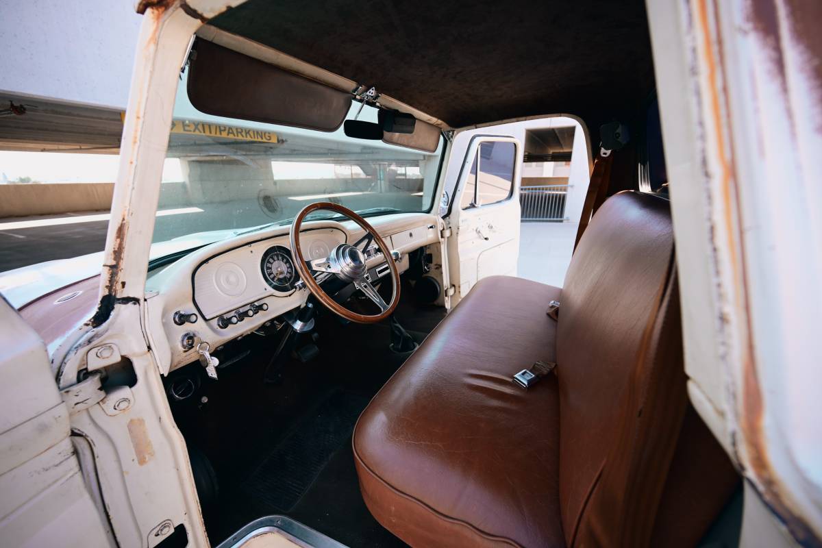 Ford-f100-1963-custom-16