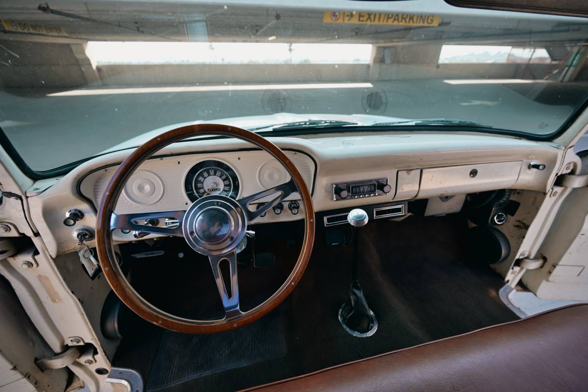 Ford-f100-1963-custom-18