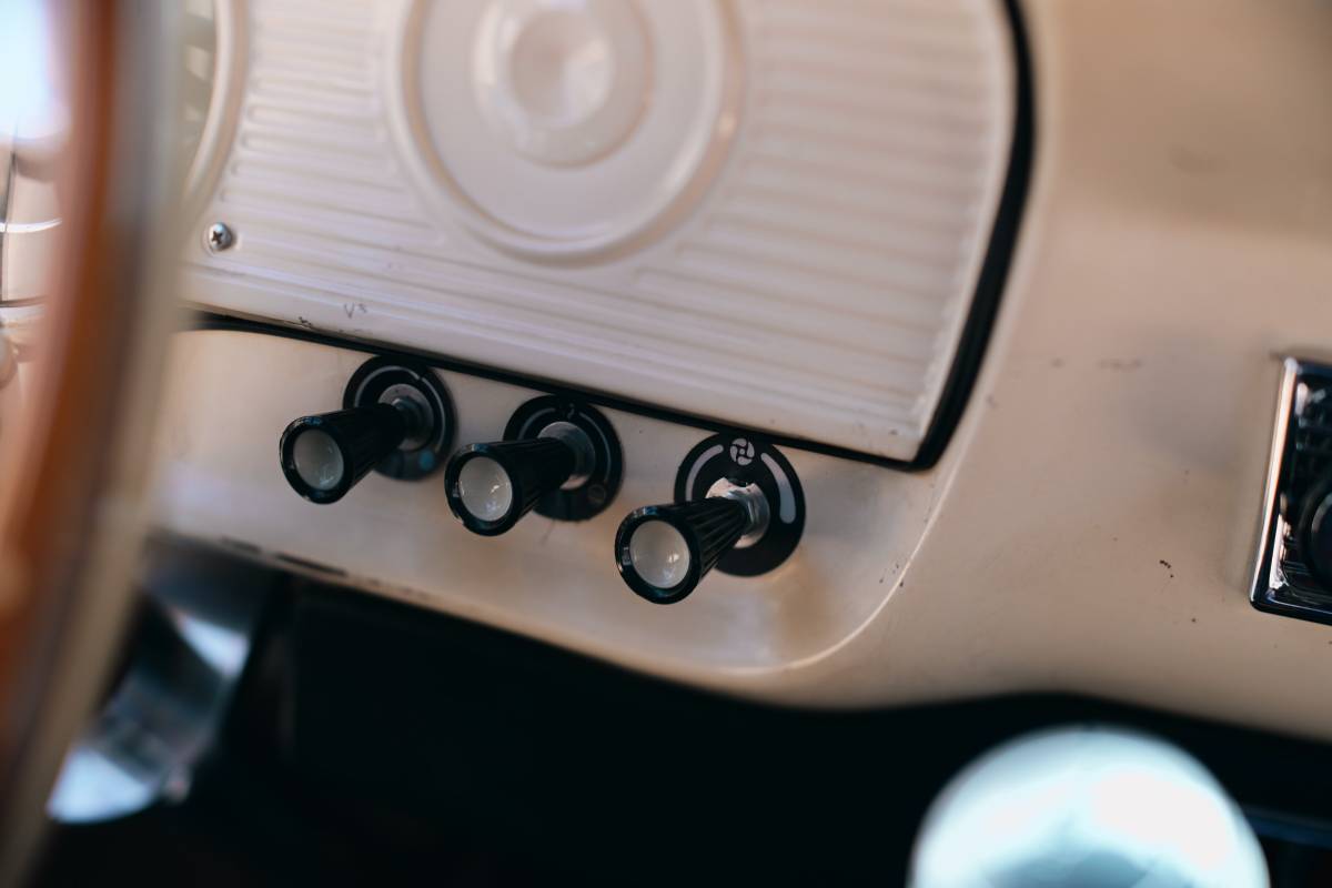 Ford-f100-1963-custom-22