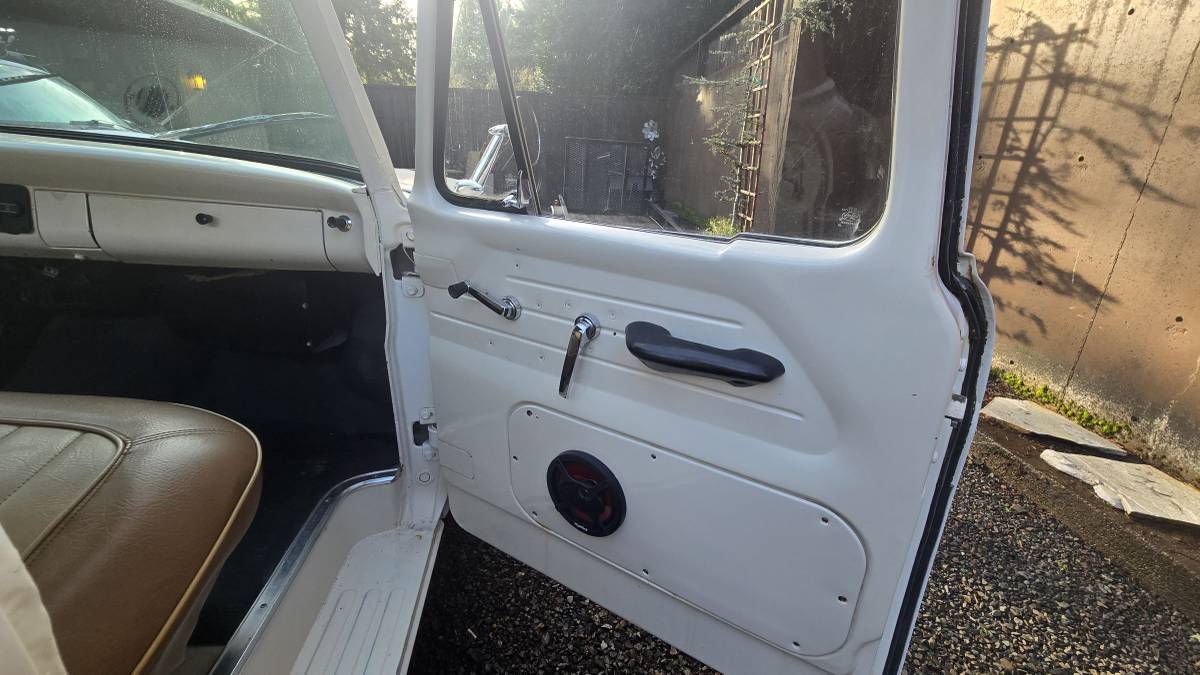 Ford-f100-1964-white-1